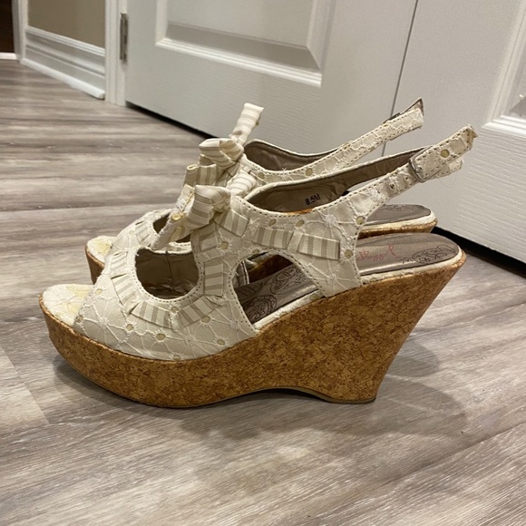 White Summer Wedges Sandals - Picture 1 of 3